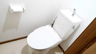 【トイレ】 | アラモードヴィラ壱番館 | シンプルで使いやすいトイレです