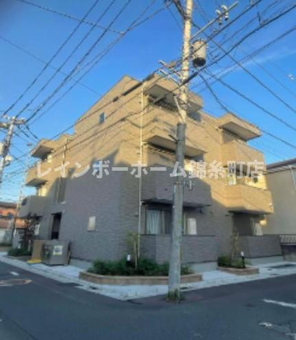 クラウディウスの外観