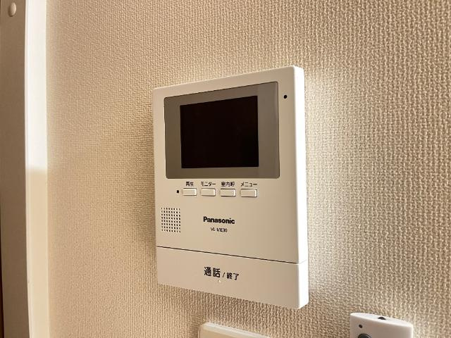 エンプレスⅤの内装|カメラ付インターホン