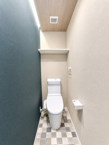 河内長野栄町のトイレ|清潔感のあるすっきりとしたトイレ空間。毎日使う場所だからこそ、快適さにもこだわりたいですね♪