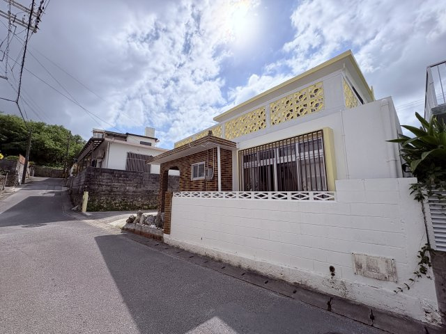 〇与那原町上与那原売り土地の周辺