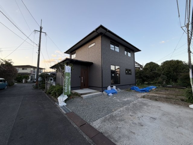 山口市矢原755-16 リノベーション中古住宅の外観|リフォーム工事途中の写真です（公式サイト掲載）。
