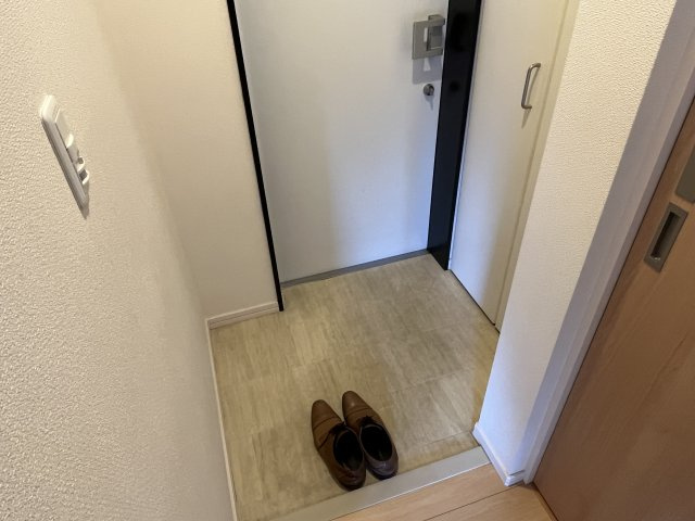 ジュネス南阿佐ヶ谷の玄関