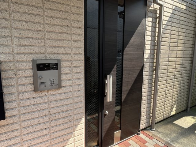 ジュネス南阿佐ヶ谷のエントランス