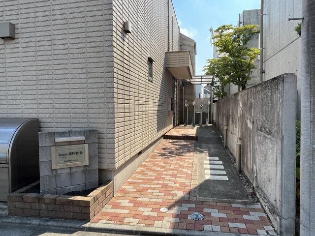 ジュネス南阿佐ヶ谷のエントランス