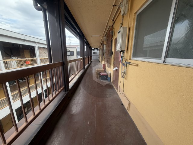 村田マンションのロビー