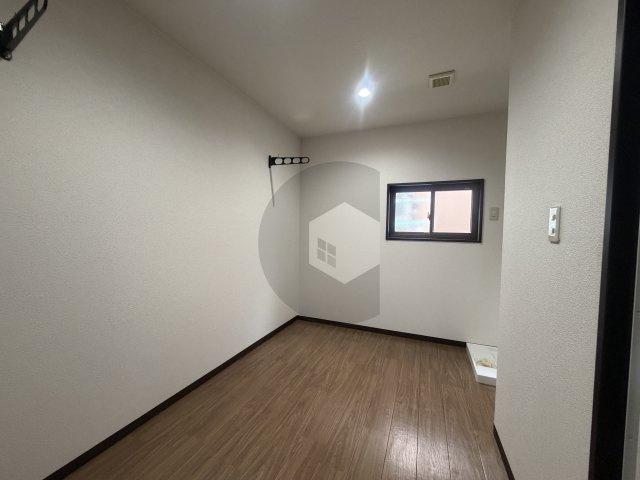 村田マンションの洋室