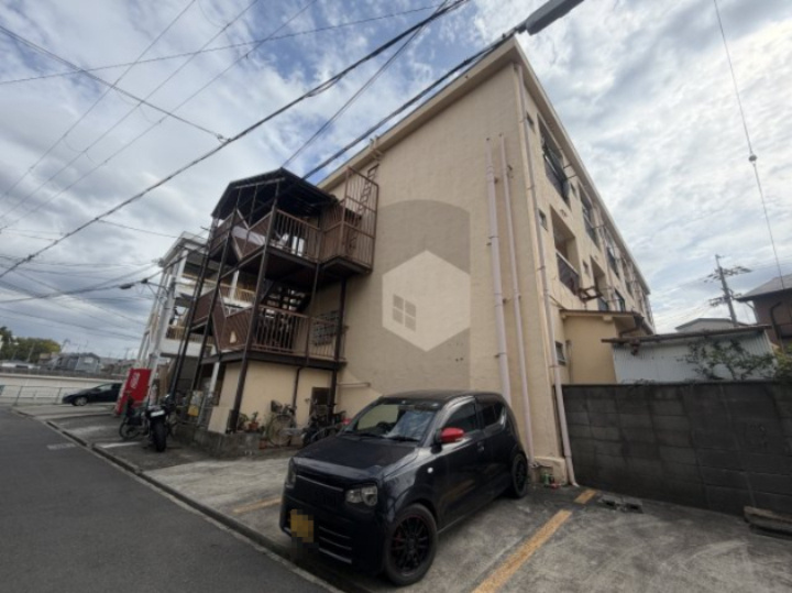 村田マンションの外観