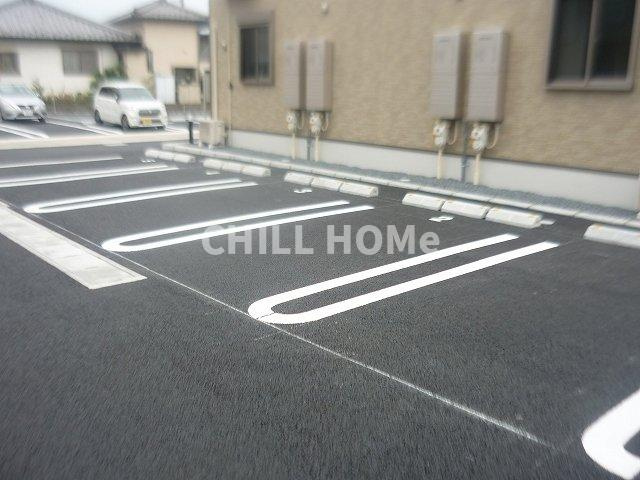 カファーラＪの駐車場|当社、チルホームのHPもご覧ください(^^)/物件情報多数♪