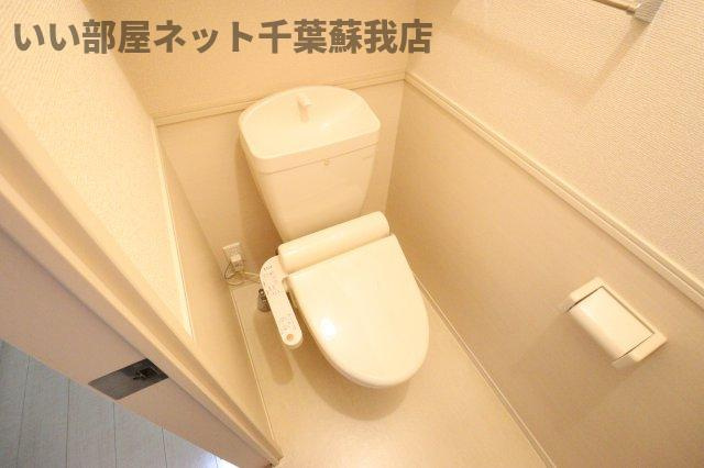 ビューテラスのトイレ|落ち着いた色調のトイレです