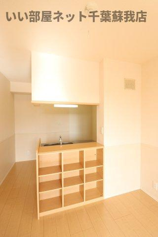 ビューテラスの居間・リビング|こちらの居間で趣味の時間をお楽しみください