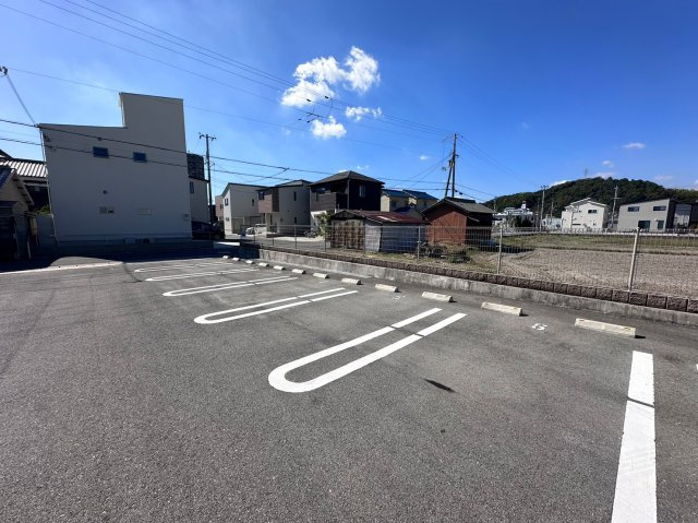 エクセル伊伝居の駐車場