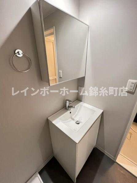 Saggioの独立洗面台