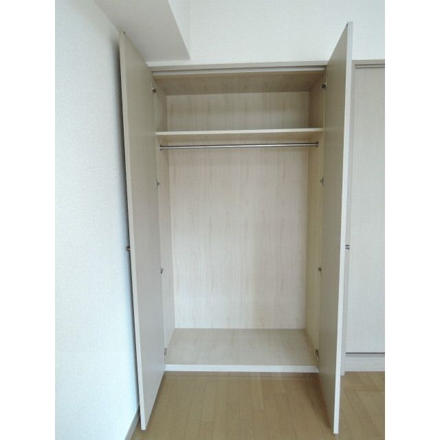 プレールミホカテリーナ武蔵小山の収納|ちょっとした収納スペースも充実しています