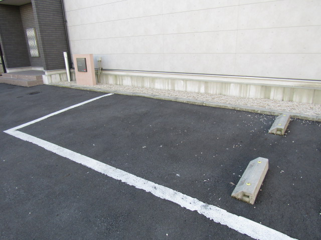 【駐車場】 | リブリ・La bien Sun