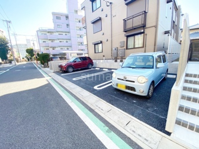 グランウィステリアの駐車場|駐車場☆
