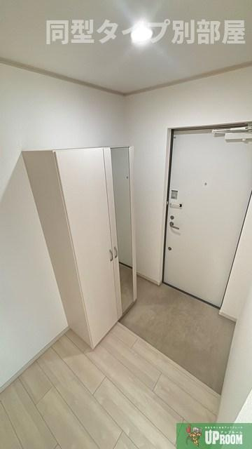 レーヴ稲沢の玄関