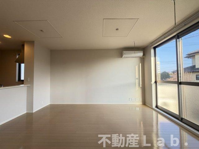 スリーゼ　Ⅰ棟の居間・リビング