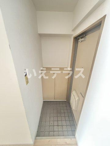 パシフィック神戸桜筋南館の玄関
