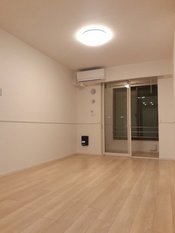 ＥＡＳＴ　ＨＩＬＬ　Ｄの居間・リビング