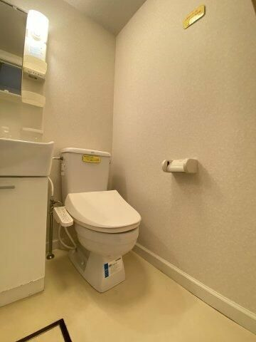 ジュンベリーのトイレ|ゆったりとした空間のトイレです