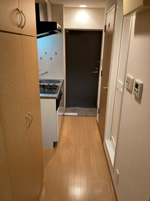 ルーブル神楽坂弐番館の玄関