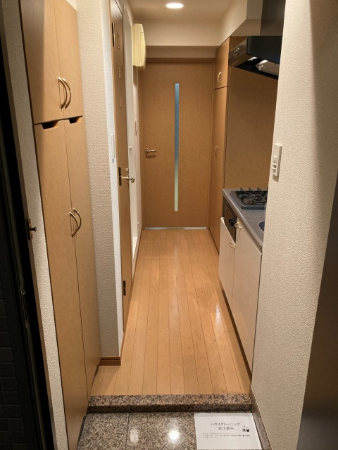 ルーブル神楽坂弐番館の玄関