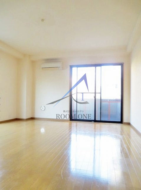 Maison de Pivoinの居間・リビング|洋室のお部屋です。