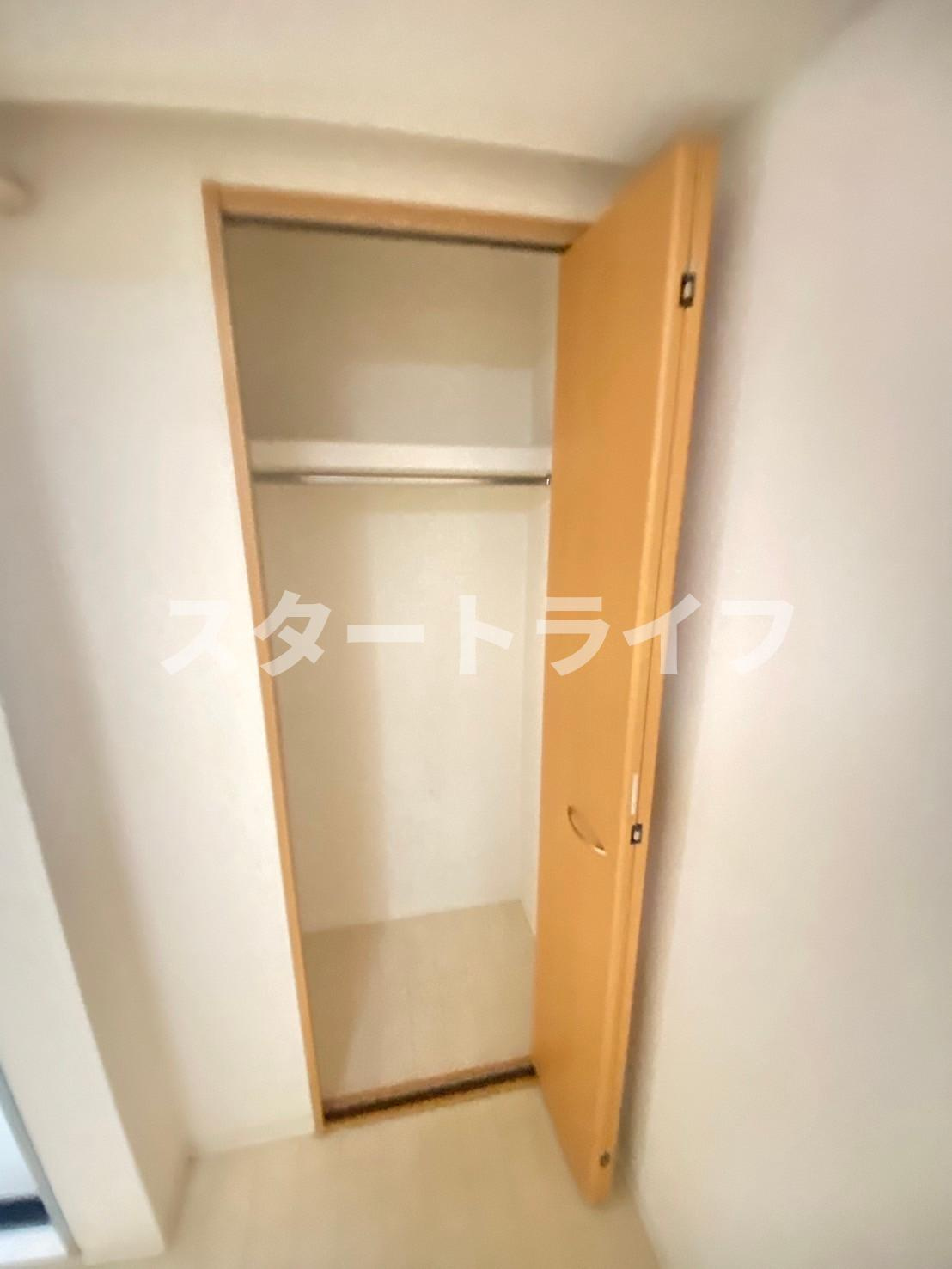 大阪市淀川区東三国５丁目の賃貸マンションの収納