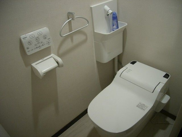 西小山フラワーハイツのトイレ|ゆったりとした空間のトイレです