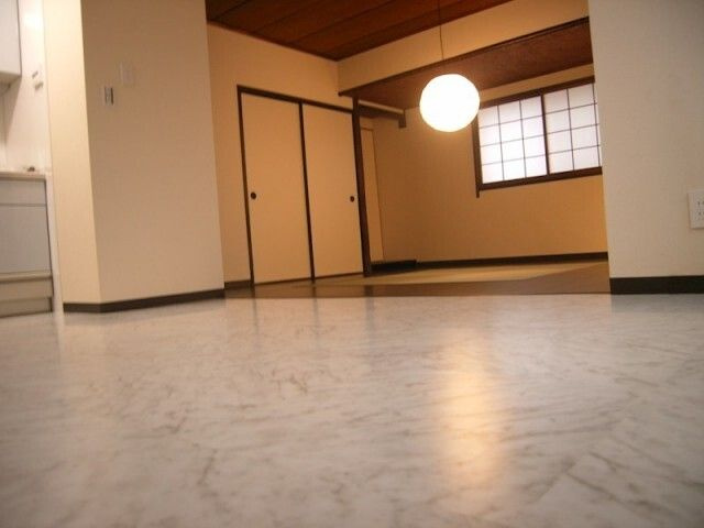 西小山フラワーハイツの居間・リビング|居間です