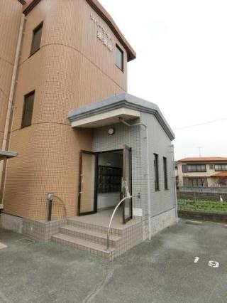 リバーサイド東櫛原のエントランス