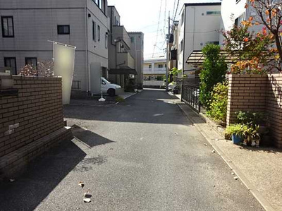 【前面道路含む現地写真】 | 広島市南区旭２丁目