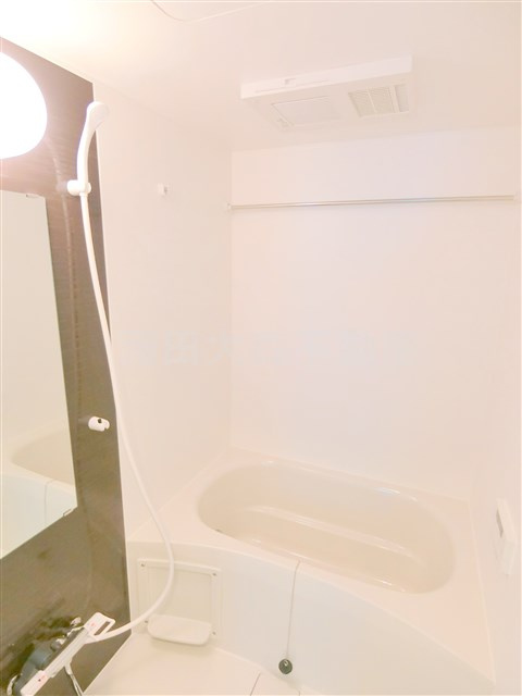 コヌ　ブリーズ蒲田の浴室|追焚+浴室乾燥機付きお風呂