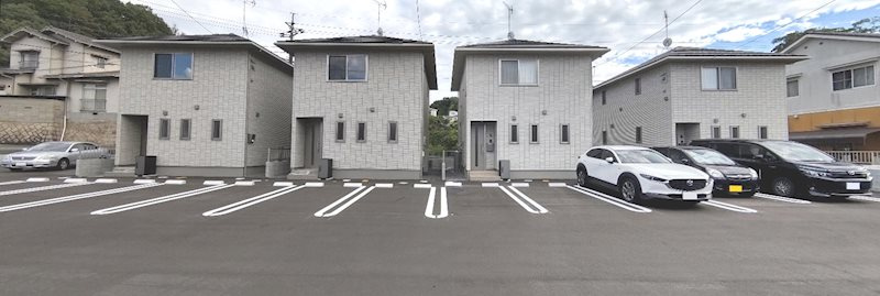 ルーチェ（A） の駐車場