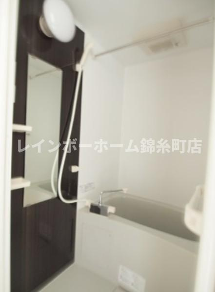 エアフォルク原木の浴室