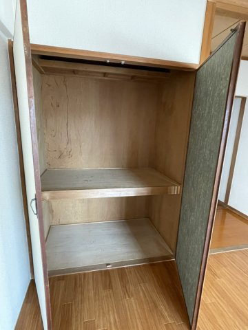 田邉ビル　の収納