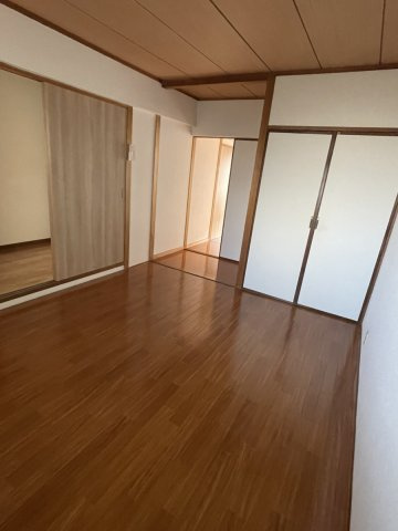 田邉ビル　の内装