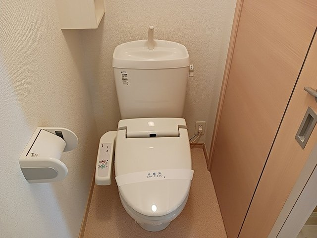 グッドフォ－チュン　Ⅱのトイレ|ゆったりとした空間のトイレです