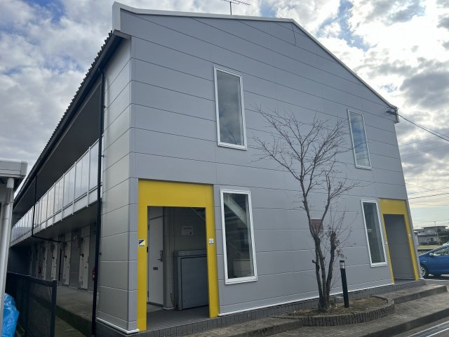 レオパレスサニーコートの外観