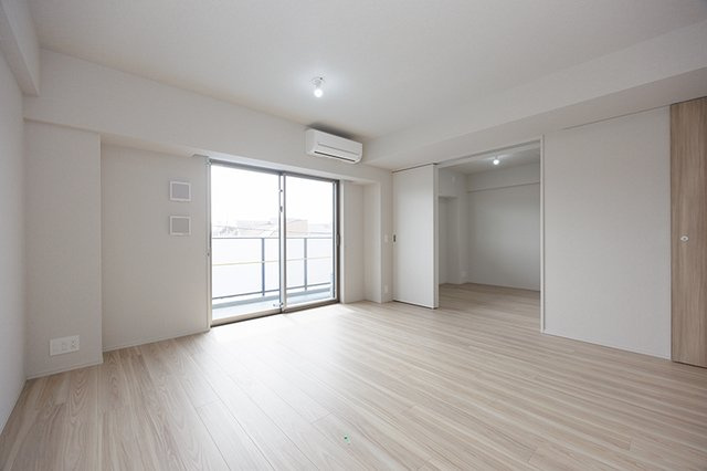 ＮＩＩＹＡ平和台の居間・リビング|※写真は同タイプ住戸です。