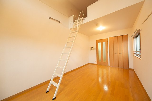 エスペラル池袋の居間・リビング|※写真は同タイプ住戸です。