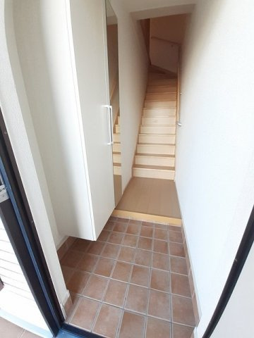 ボヌール錦城の玄関