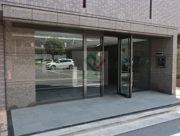 ルーブル中村橋弐番館のエントランス