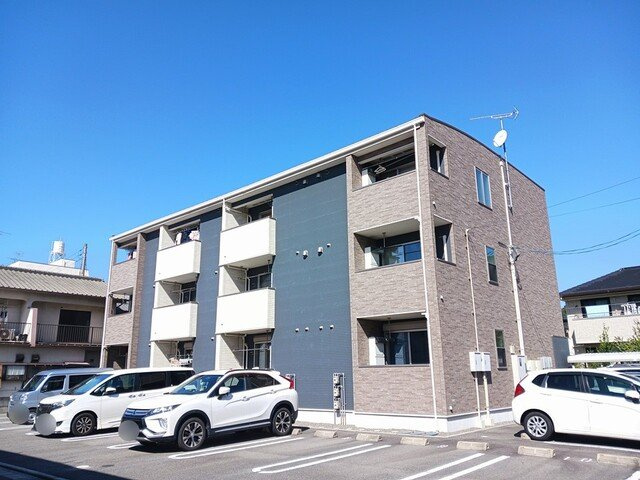 グランツ・フジの外観