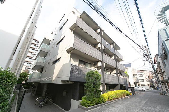 Ｄ．Ｌｕｓｓｏ小石川の外観