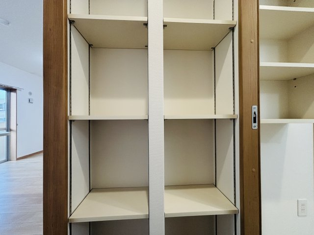 グランデ経塚の収納