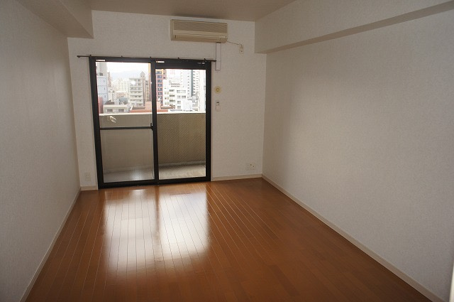 新品家具付きマンション大博町4(KaGood福岡)の洋室