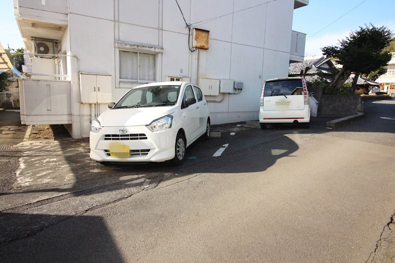 エムステージ伊山の駐車場