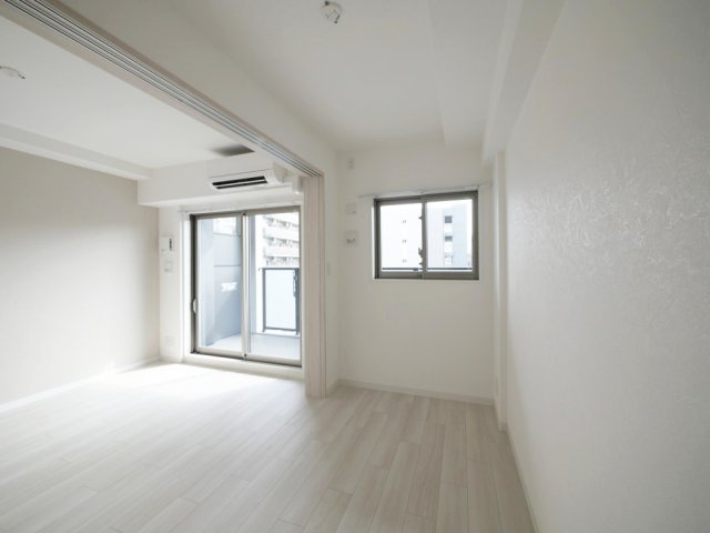 ソルテラスUMEDA NORTHの洋室